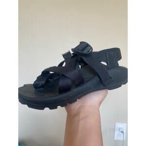 Women’s size 5 black Chaco sandals Vibram sole